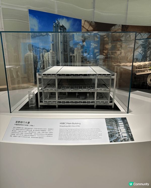 香港太空館設有多項互動展品與天象廳立體球幕電影，讓孩子在遊戲...