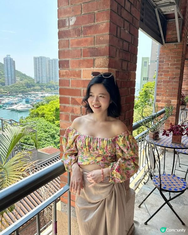 香港夏天又熱又焗,高溫出汗令面部油脂分泌旺盛,加上出入冷氣房...