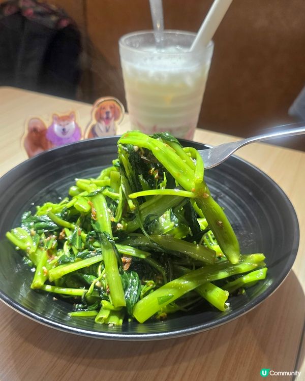 太鍾意「泰中意」喇, 食物即叫即做, 熱辣辣、好味道, 我地...