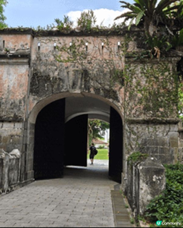 新加坡嘅福康寧公園唔單止係歷史遺跡，更加係啱曬一家大細郊遊嘅...
