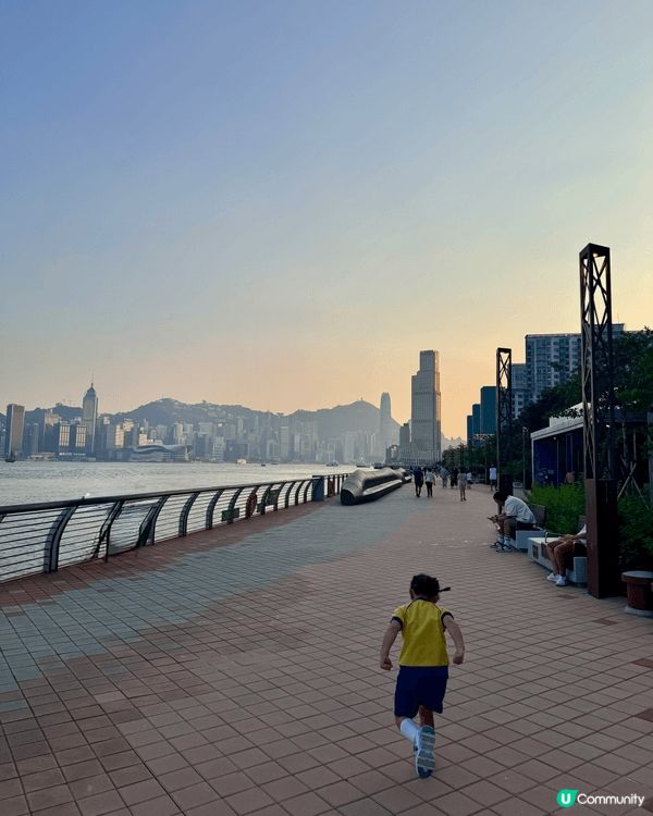【親子沿海放電日誌】紅磡海濱公園×建灣街公園：打卡、奔跑、放...