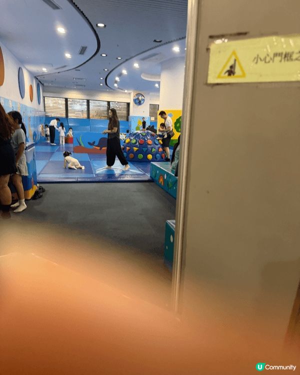 香港迪士尼必定是最佳的育兒好去處，滿足到小孩歡樂之心和童真之...