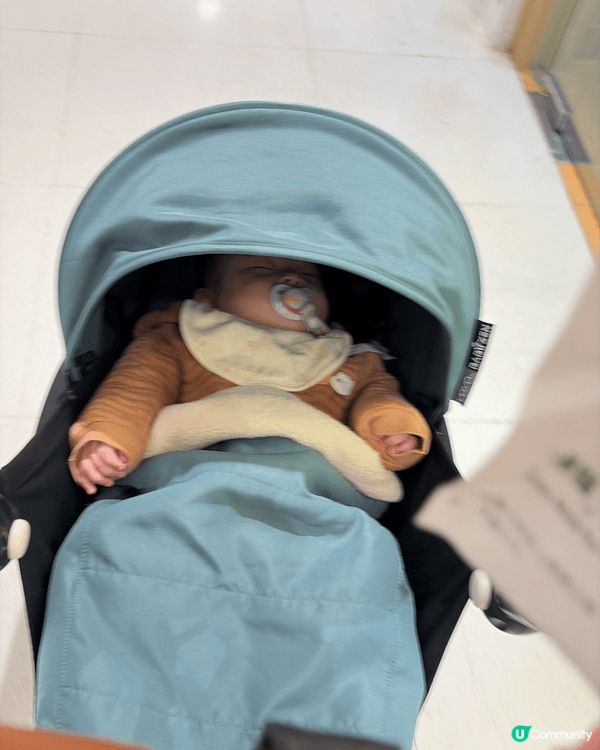 Stokke yoyo bb車 ，次次放bb上車都秒睡，避震...