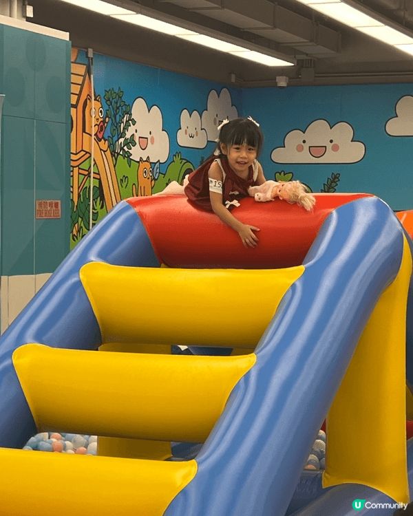 香港有不少兒童小遊戲場，不一定要返游圳玩。其中一個黃埔冒險樂...