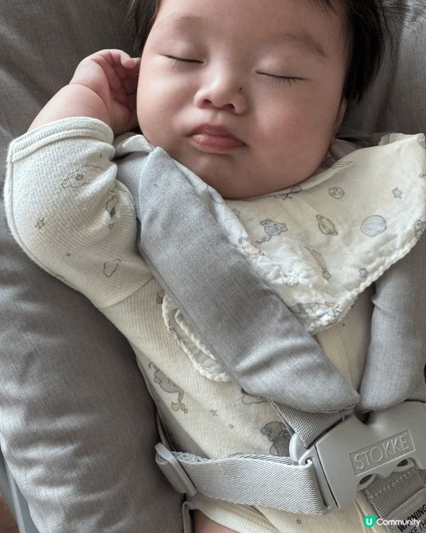 Stokke tripp trapp成長椅一定要配合初生套裝...