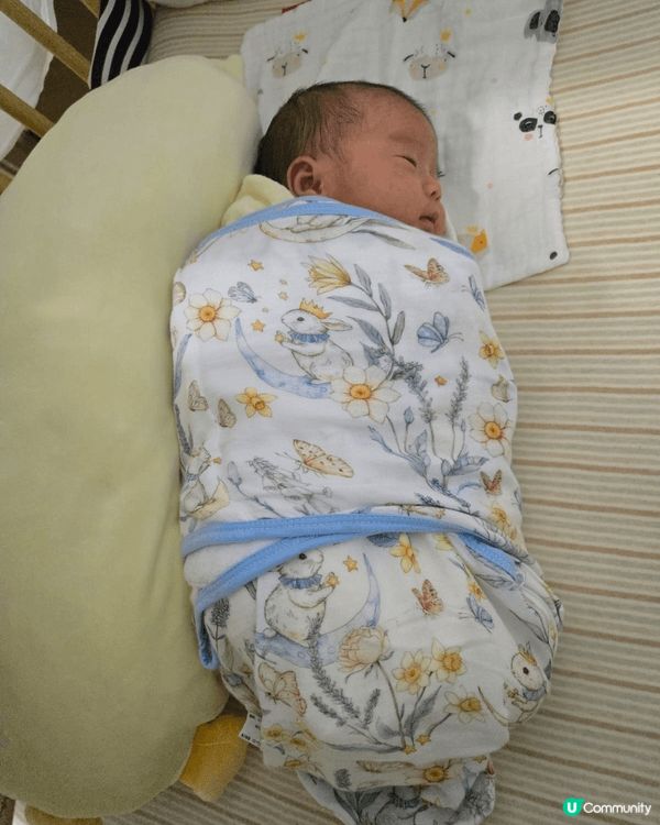 尿片揀pampers ，尿片夠闊身不易漏。bb衫揀全扭扣款而...