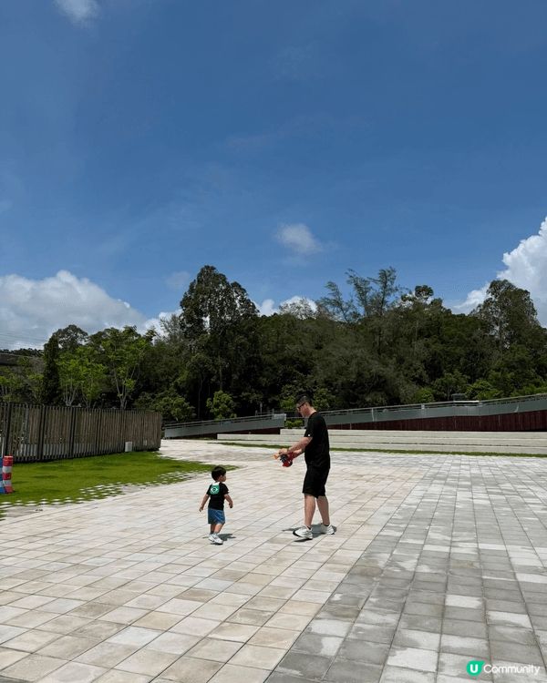 葵涌公園和荃灣商場遊樂場 , 一是讓小朋友接觸大自然 , 二...