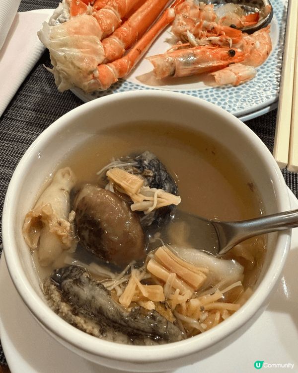 朗廷：環球海鮮豐富，威靈頓牛柳驚喜，甜品精緻，午市用餐舒適有...