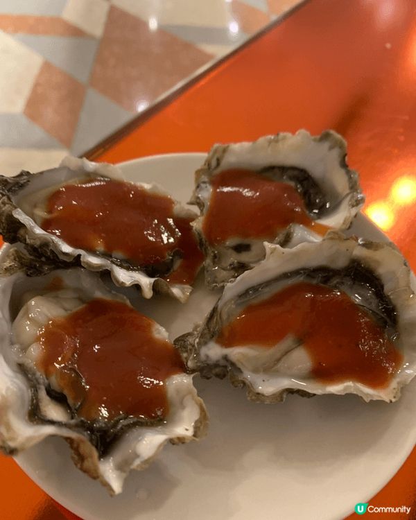 這次是我們的結婚紀念日去吃的自助餐，不但環境舒適，食物種類也...