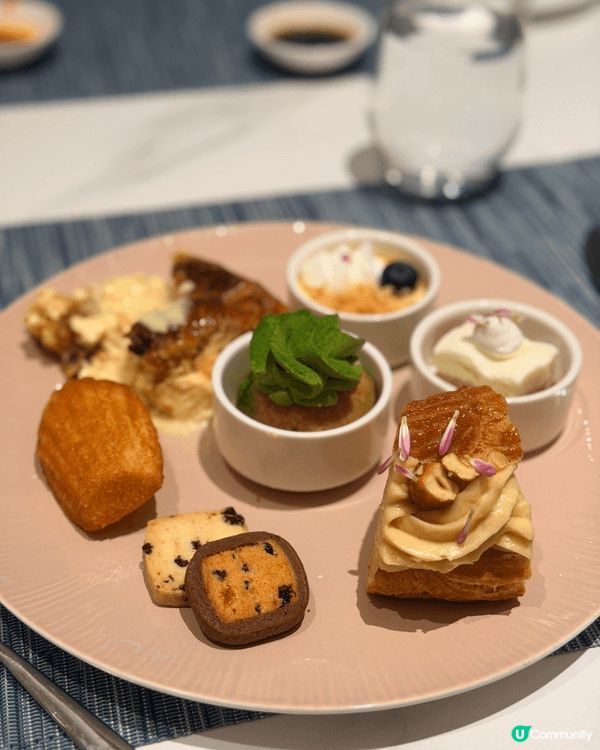 我非常喜歡酒店自助餐，因為能一次過品嚐多元化的各國美饌，充滿...