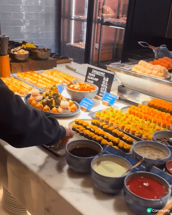 食物質素高，種類非常多，拖羅不是每間酒店都有，然而還是非常高...