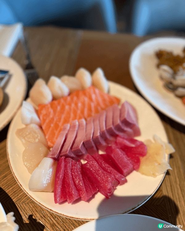 我們一家也很喜歡去不同的酒店食自助餐，最近發現東涌一間酒店性...