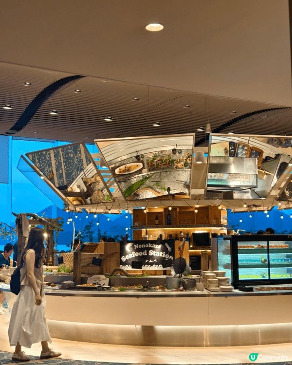 呢個自助餐係北海道洞爺湖一間溫泉酒店嘅自助晚餐，野食款式好多...