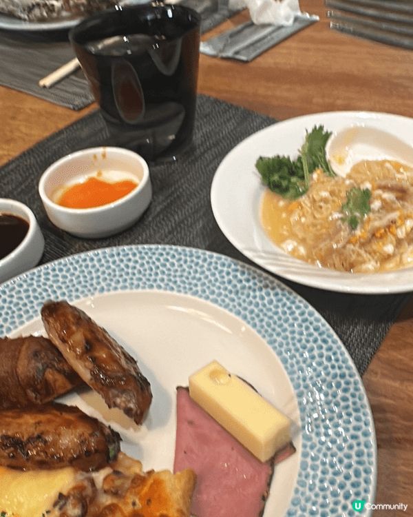 早兩日去咗朗廷酒店食lunch buffet,都好有驚喜！平...
