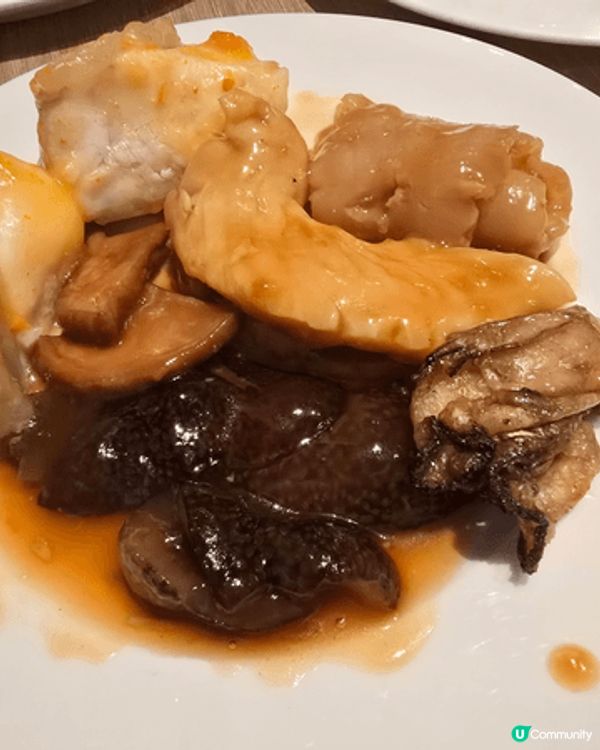JW Marriott 仍然可以保持水準, 食物有龍蝦, 鵝...