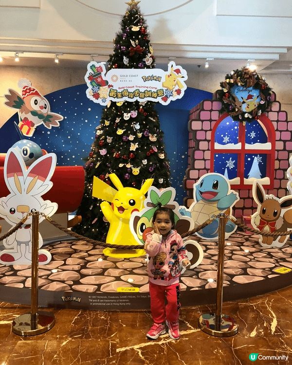黄金海岸酒店自助餐氣氛滿分，當時有Pokémon 打卡＋聖誕...