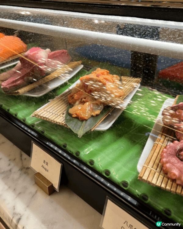 自助餐食物選擇十分豐富，由海鮮、熱盤、刺身、燒物到甜品都一應...