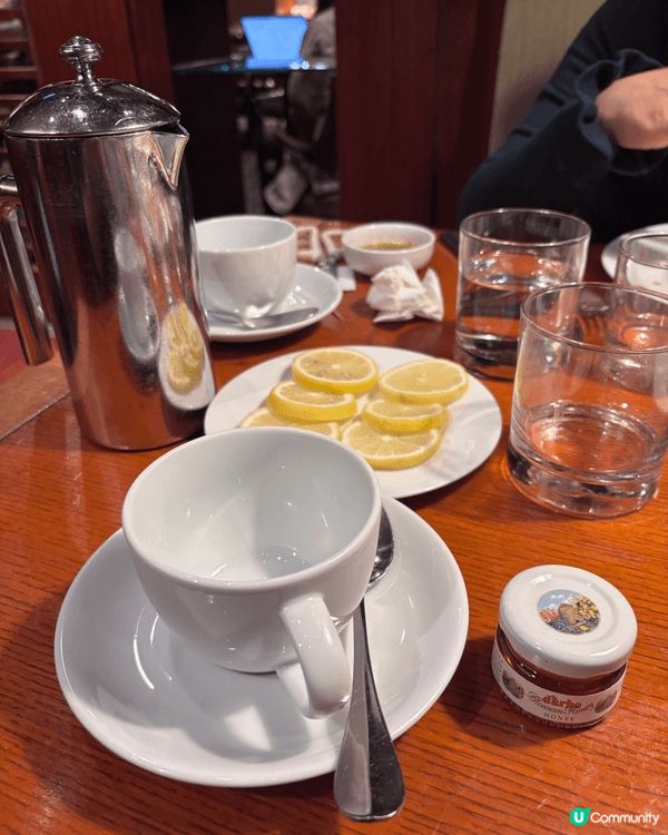 我最近個次去自助餐係尖沙咀凱悅軒·請請吧。環境清靜，食物質素...