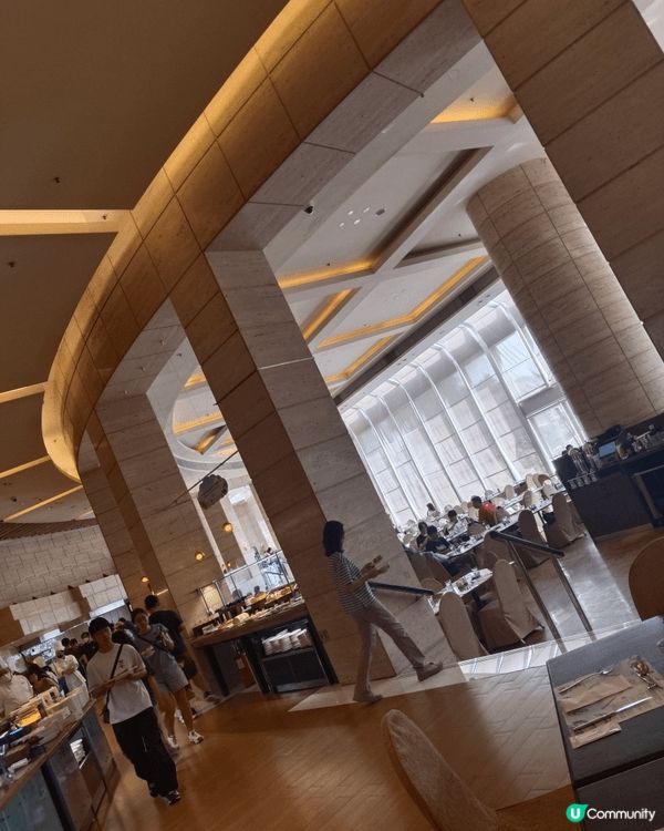 最近享用一次buffet,食物多元化,酒店員工服務到位,環境...