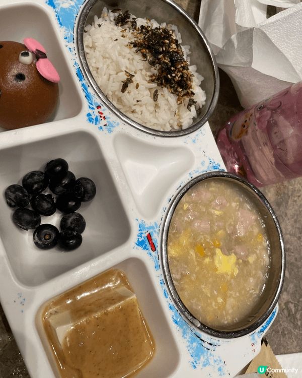 育兒最好就係出街行商場，行到攰就去食野～去咗唐官小聚食晚餐，...