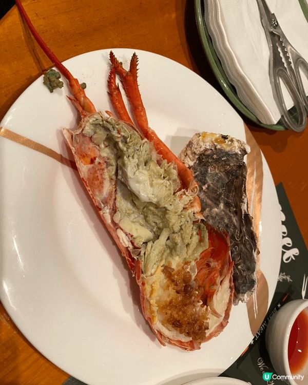 每次去自助餐係因為可以迎合我同我朋友嘅各種需要，而且選擇又多...