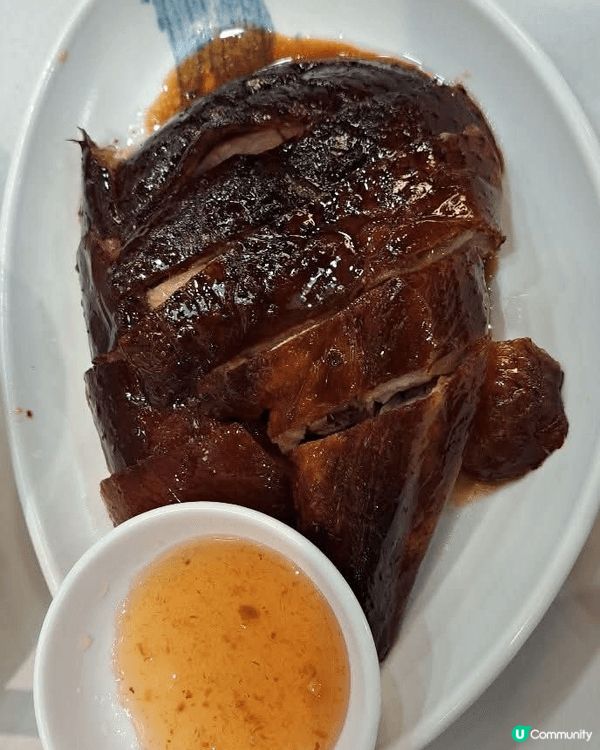 近期去了光顧品嚐這個以燒鵝為主打的餐廳，以下午茶來說性價比高...