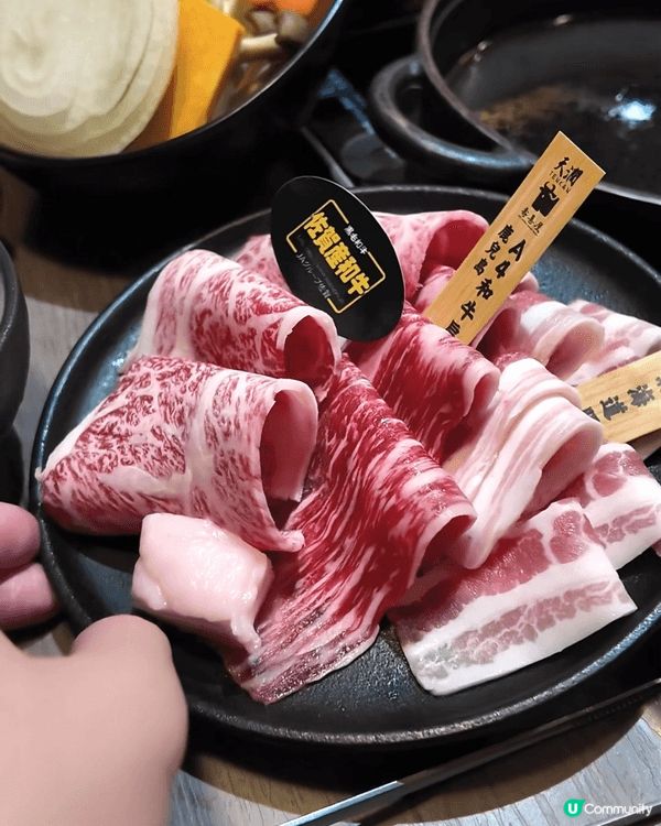 今日嚟到尖沙咀「天澗壽喜燒」嘆極上晚餐✨！叫咗特選三重二人盛...