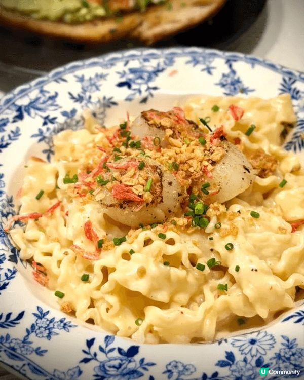 位於九龍城南角道的 「南角」，是一間將香港歷史與現代飲食完美...