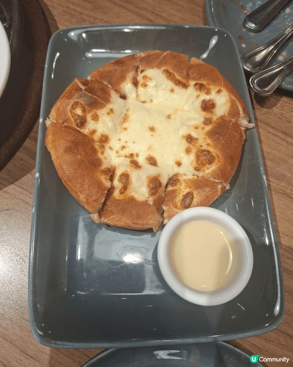 外賣pizza就成日食啦，但堂食pizza hut 都係一個...