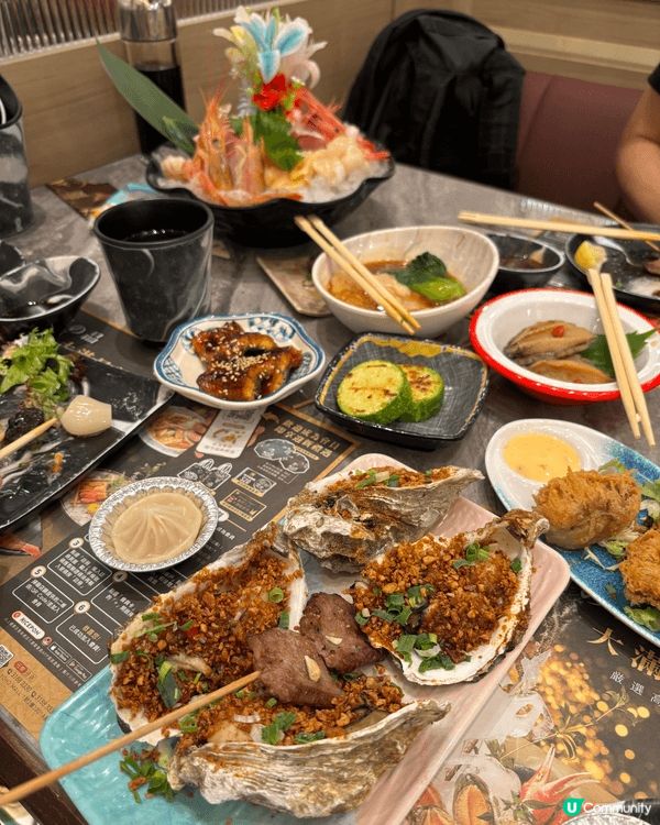 荃灣廣場最頂層既大XX放題，一個價錢，食足兩個鐘。