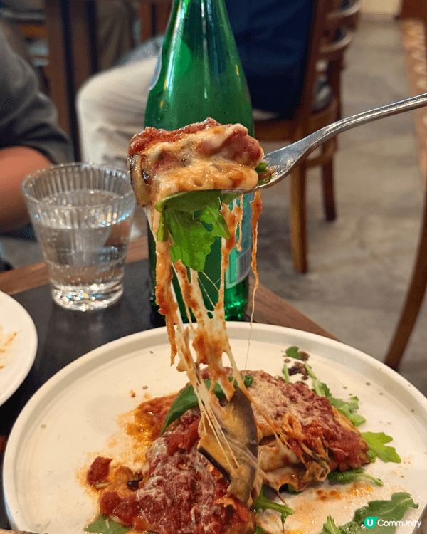 灣仔利東街呢間 Vincenzo Capuano 薄餅店，世...