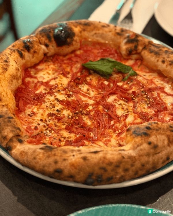 灣仔利東街呢間 Vincenzo Capuano 薄餅店，世...