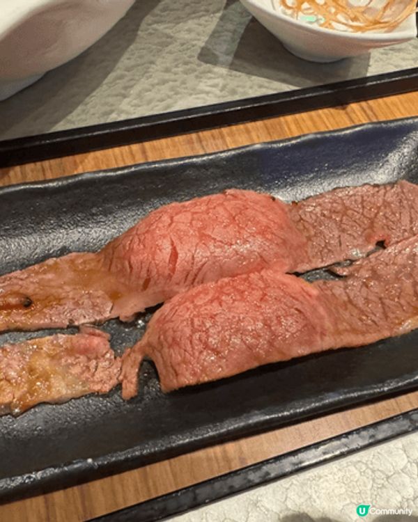 有名嘅雞白湯拉麵同和牛壽司，係座銀最出色嘅食品°