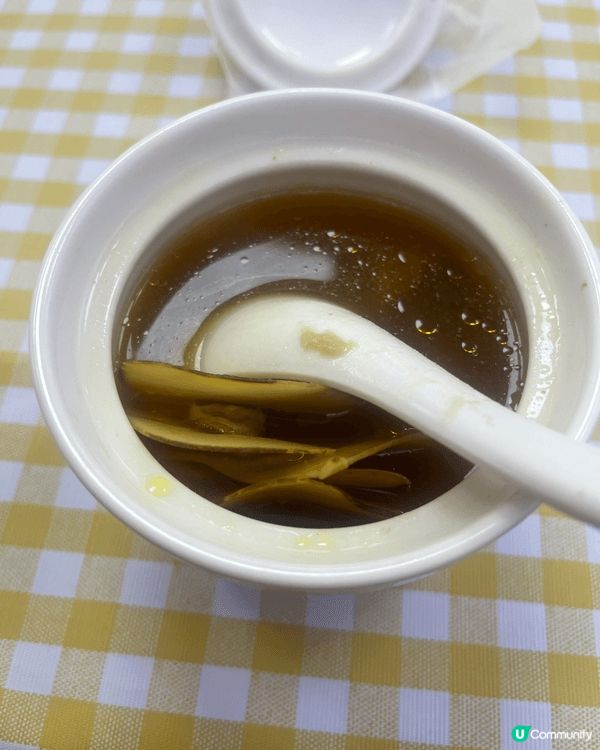 上中山飲茶、叫咗幾碟點心🍮好好味，非常精緻嘅巧手、做出嚟點心...