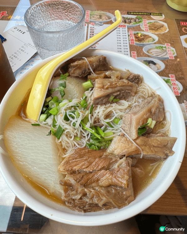 首先，第一張係，雞肉非常之嫩滑，的確好味。第二個係韓國嘅甜辣...