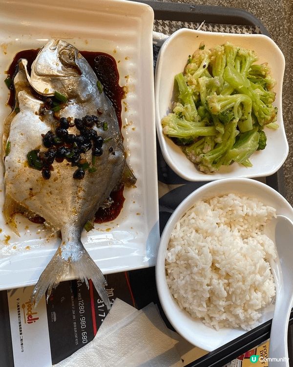 屯門市廣場FOOD MAZE，舒適寬闊嘅Food Court...