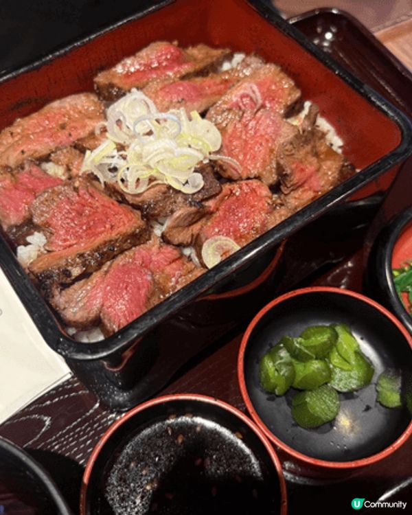 相中既餐廳位於灣仔新春園大廈賽馬會投注站嘅特色體驗餐廳，佢係...