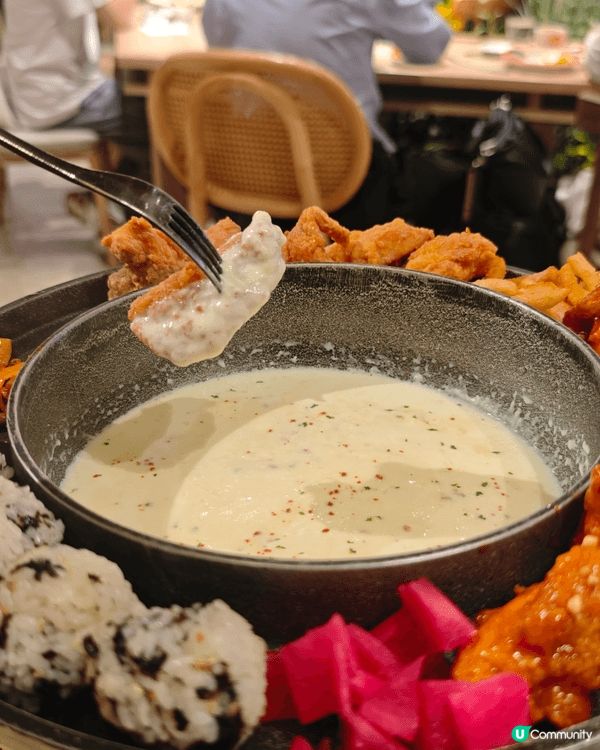 放工同朋友喺Moko搵食，行過Terrace in Seas...