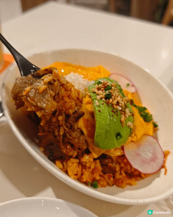 放工同朋友喺Moko搵食，行過Terrace in Seas...