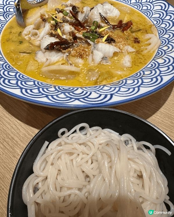 我每個星期都會出去食我至愛嘅酸菜魚，呢間位於馬鞍山嘅「小娘酸...