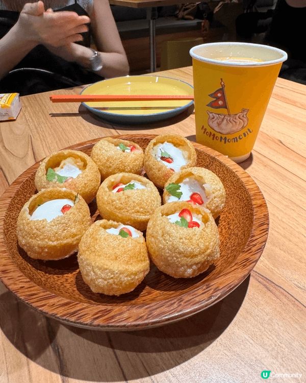 西環這間隱世小店主打傳統尼泊爾餃子 Momo。蒸餃皮薄Q彈，...