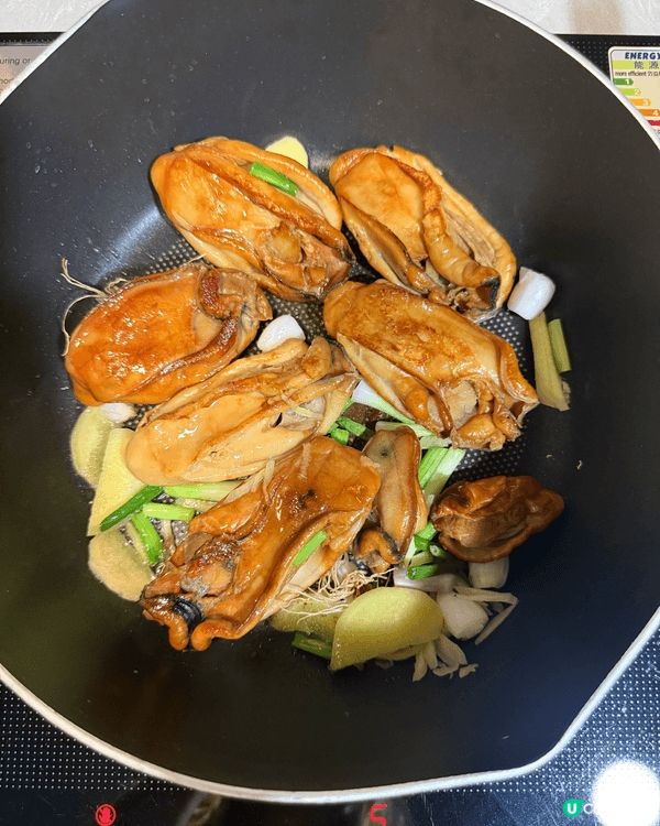 早前去美食展,買咗金蠔,真係極品級數!✨ 隻隻都超級大隻又飽...