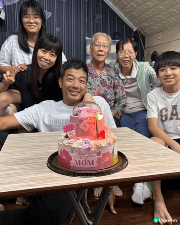 簡單啲嚟講端午節食物係好味同好食，生日會係最緊開心