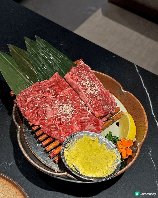 這是一間位於深圳的日式燒肉餐肉，叫敢野橫膈膜燒肉: