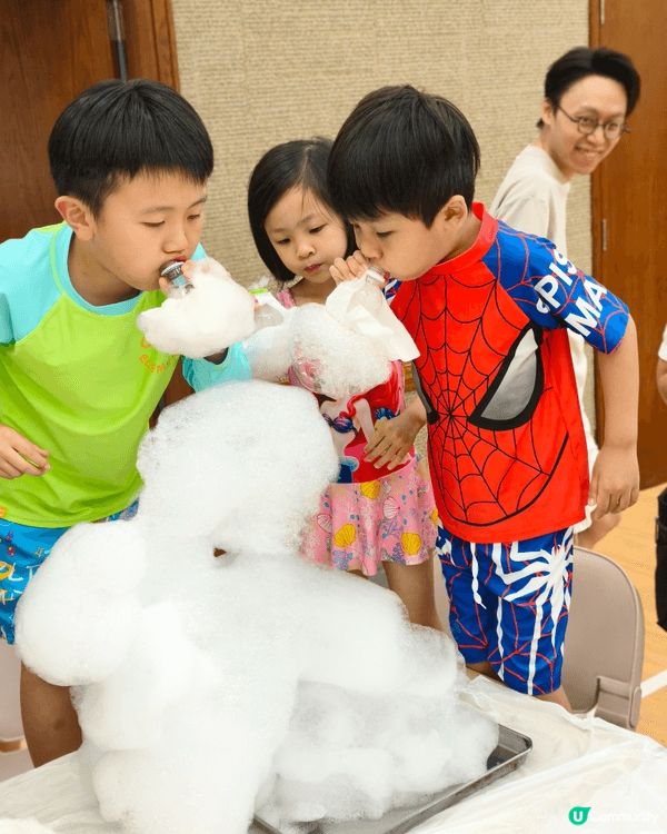 夏天就緊係約埋成班朋友仔一齊去玩水戰同玩bubble fun...