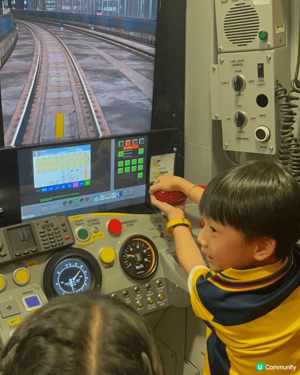 夏日炎炎親子好去處：港鐵紅磡站的「載遇·站見」鐵路展設有「鐵...