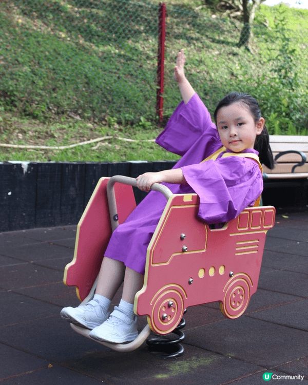小朋友話咁快就幼稚園畢業啦，佢話好期待小學嘅生活啊！