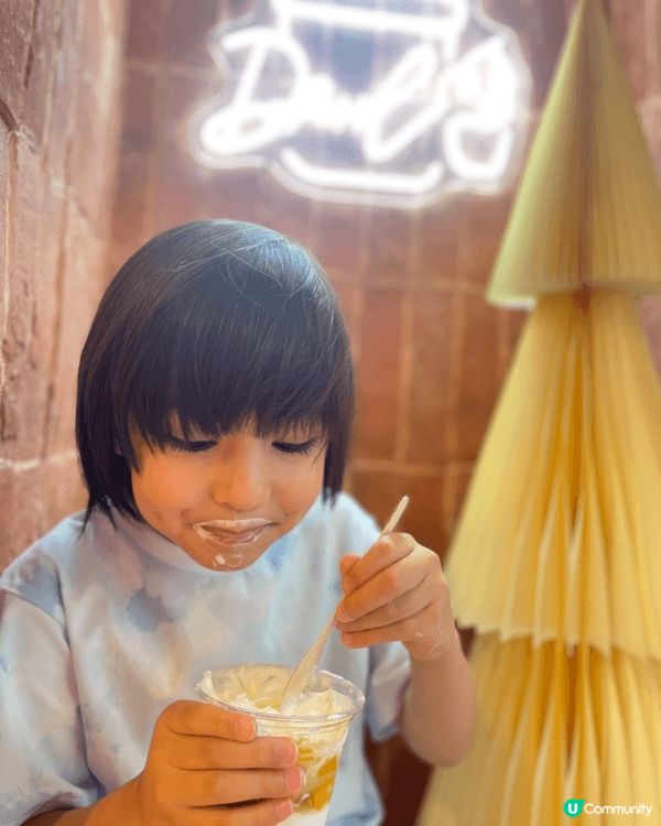 Luca baby成日都扭話要食雪糕，帶佢食Froyo先～