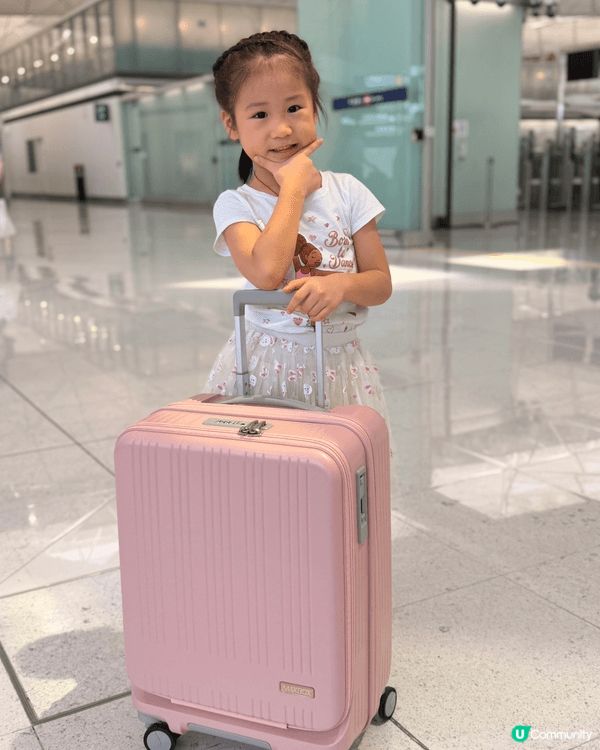 去旅行、書展同埋平時去玩既影相或者分享好物，妹妹嚟緊會升小一...