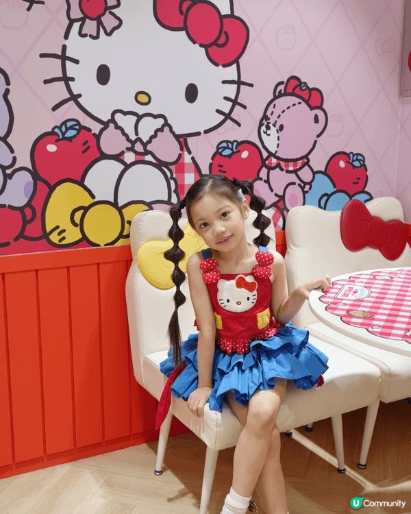 暑假帶左小朋友去韓國，以上係韓國hello kitty ca...